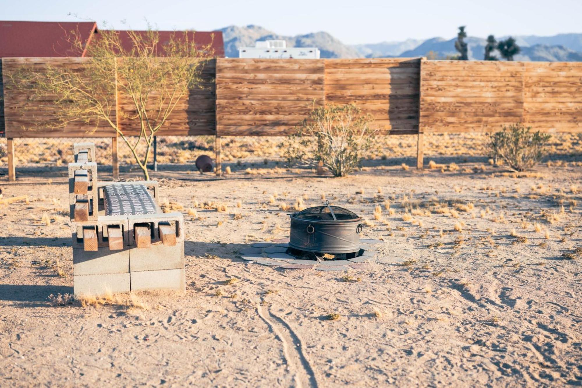 Casa Del Desierto - Panoramic Views - Pet Friendly - Fire Pit Villa Joshua Tree Dış mekan fotoğraf